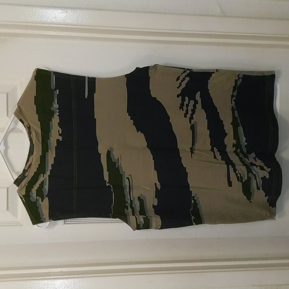Express mens Camo muscle tee Medium - Picture 2 of 3